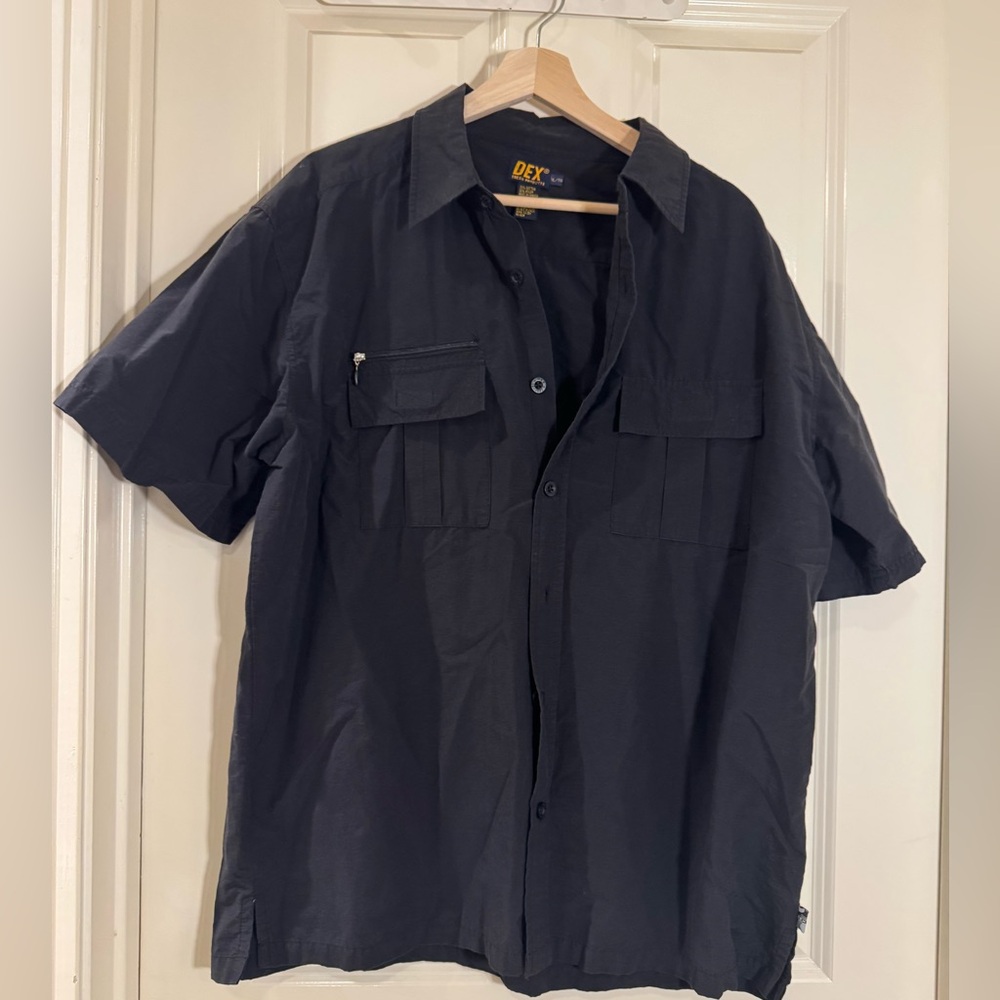 Dex Charcoal Short Sleeve Shirt. Size XL
